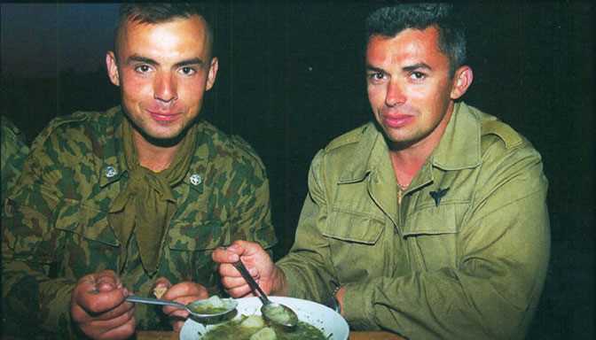 Гюрза и кобра - сравнение и особенности этих ядовитых змей Гюрза и кобра